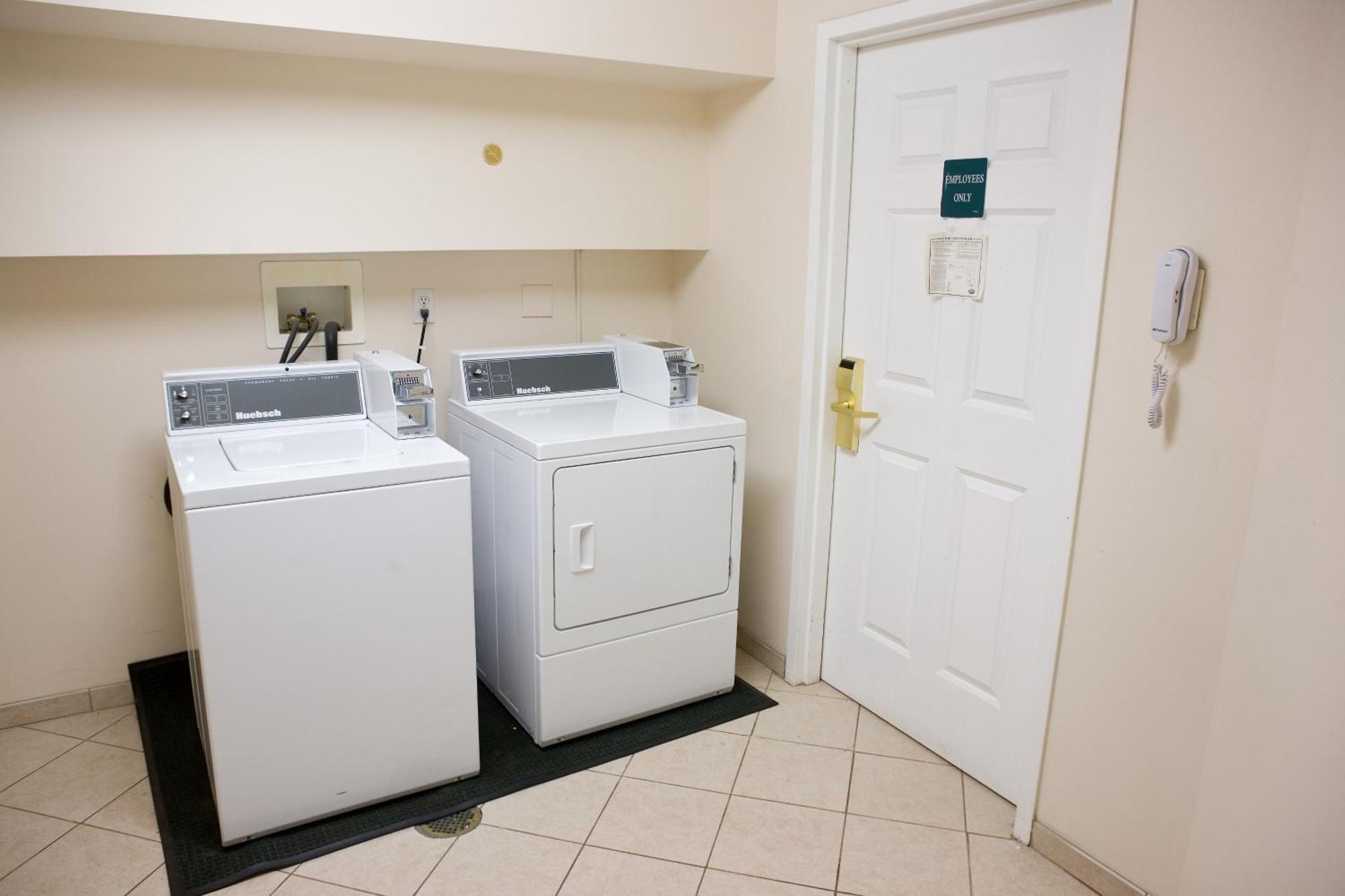 Host Inn An All Suites Hotel Wilkes-Barre Dış mekan fotoğraf